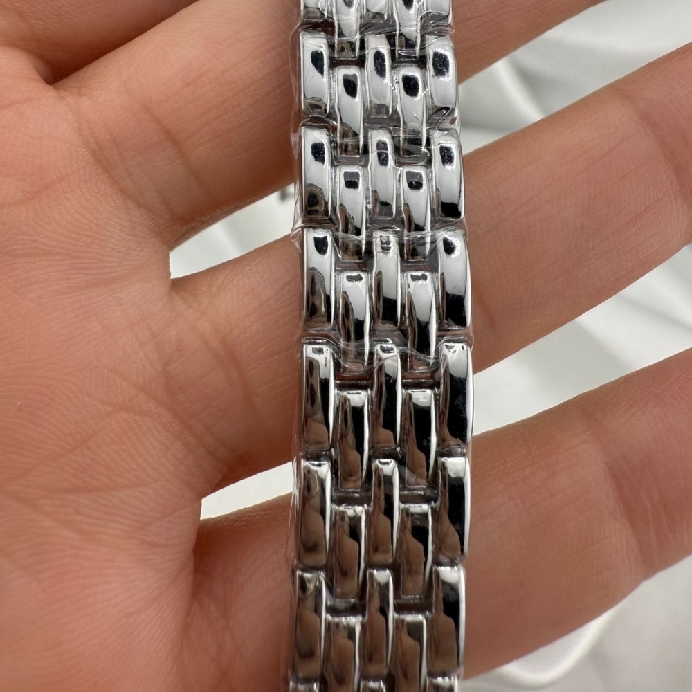 Panthere Classic Silver Watch with Crystal Accents - Picture 6 of 8